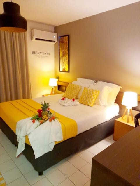 Bed, Photo of the whole room, Bedroom, towels, air conditioner