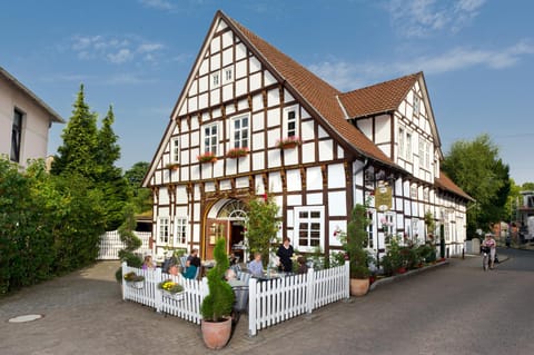 Property building, Day