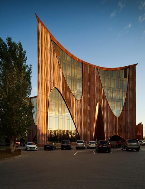 Property building, Facade/entrance