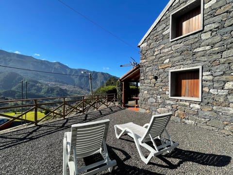 Property building, Natural landscape, View (from property/room), Balcony/Terrace, Mountain view