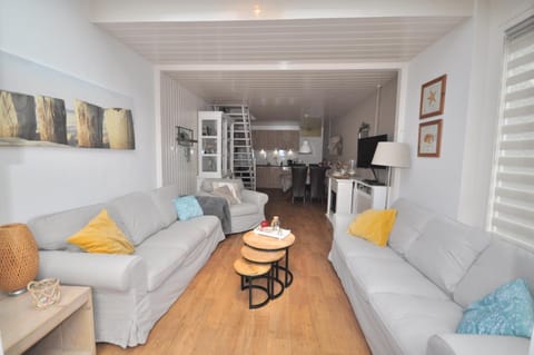 Woeste Hoeve 116 House in Zeeland, Netherlands