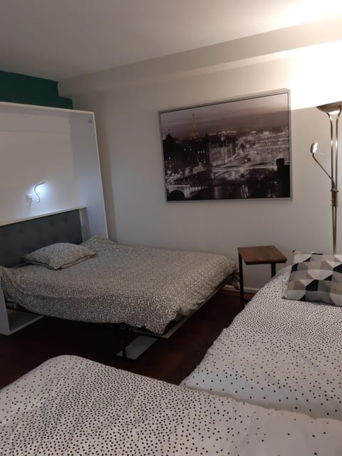 Wool INN Studio in the Forest Apartment in Île-de-France