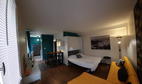 Wool INN Studio in the Forest Apartment in Île-de-France