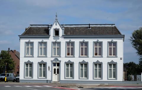 B&B Het Doctershoes Bed and Breakfast in Limburg (province)
