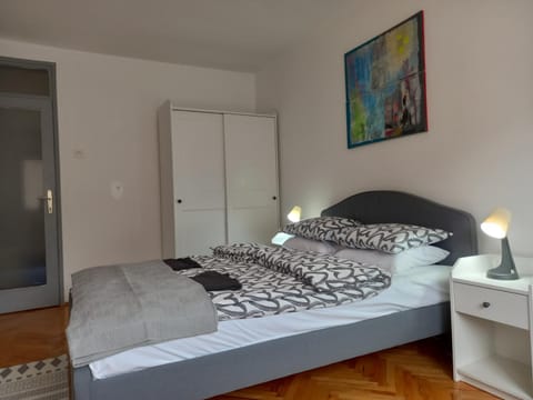 Bed, Bedroom, wardrobe