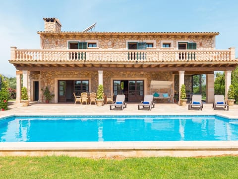 Facade/entrance, Garden, Swimming pool, Swimming pool