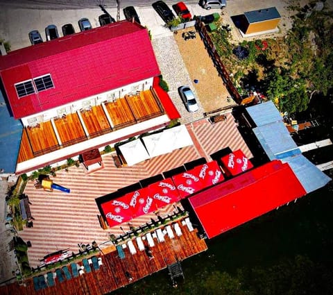 Pensiunea Danubio Bed and Breakfast in Serbia