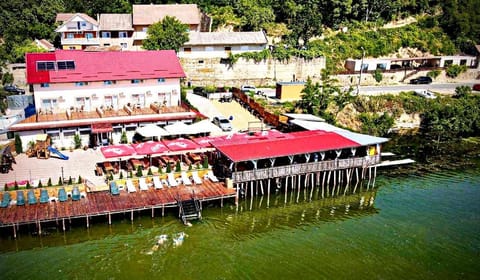 Pensiunea Danubio Bed and Breakfast in Serbia