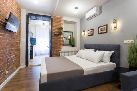 Bed, Photo of the whole room