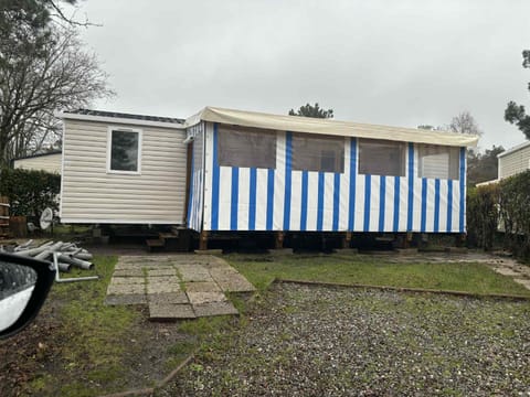 Mobil home Domaine de Kerlann Campground/ 
RV Resort in Pont-Aven