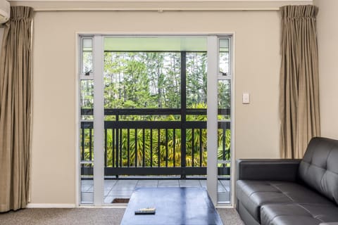 Balcony/Terrace, Garden view