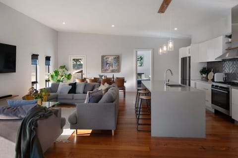 Living room, Seating area, Evening entertainment