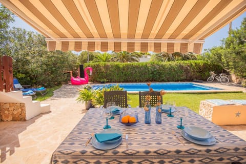 Garden, Swimming pool, Swimming pool