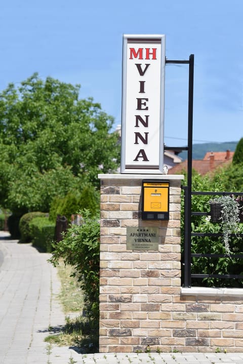 "Mini Hotel Vienna" Apartments Apartment in Serbia