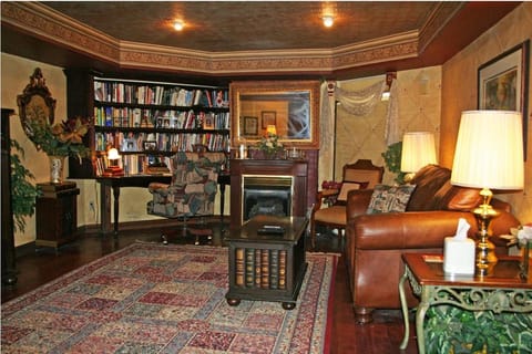 Library, Living room