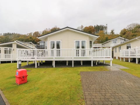Cwtch Lodge 42 House in Amroth