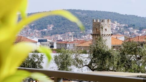 Roso apartment with sea view Apartment in Šibenik-Knin County, Croatia