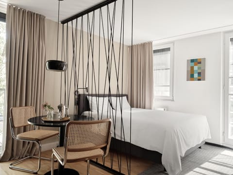 Bed, Seating area, Bedroom