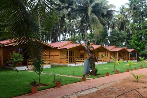 Property building, Garden, Garden view