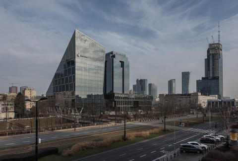 Nearby landmark, City view, Street view