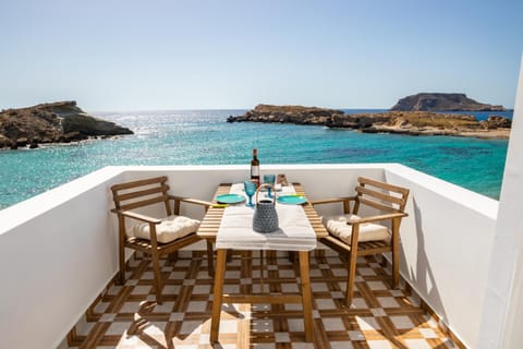 Restaurant/places to eat, Off site, Night, Natural landscape, Winter, Bathroom, View (from property/room), Beach, Autumn, On site, Sea view, Time of day