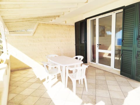 Facade/entrance, Balcony/Terrace, Balcony/Terrace