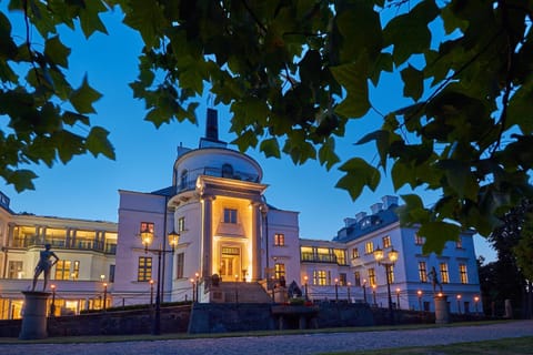 Property building, Night