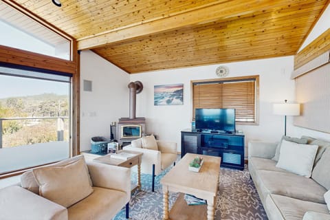 Gualala Harmony House House in Gualala