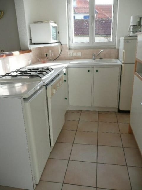 House on Rue du Phare Town Center Hosted by Christine House in Quiberon