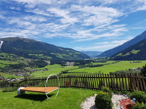 Natural landscape, Garden, View (from property/room), Garden view, Mountain view, Swimming pool