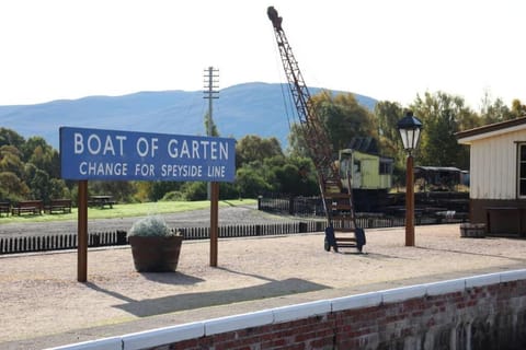 The One - Chalet in the Cairngorms Chalet in Boat of Garten