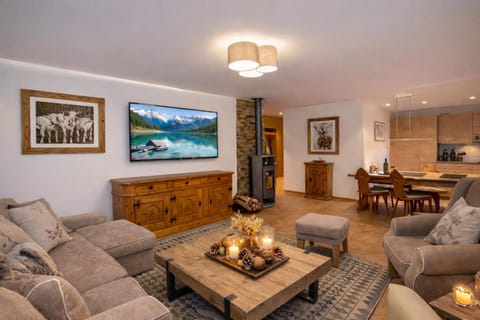 Laax Cozy Apartment Ski Bus in front of the Door Apartment in Canton of Grisons