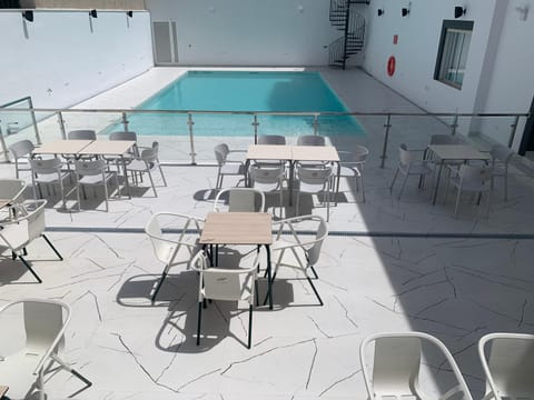 Balcony/Terrace, Swimming pool