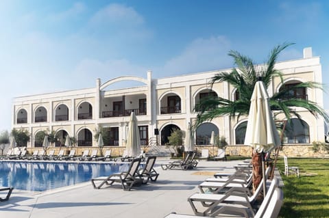 Property building, Pool view, Swimming pool