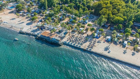 Nearby landmark, Day, People, Natural landscape, Bird's eye view, Beach, Evening entertainment, Sea view, group of guests