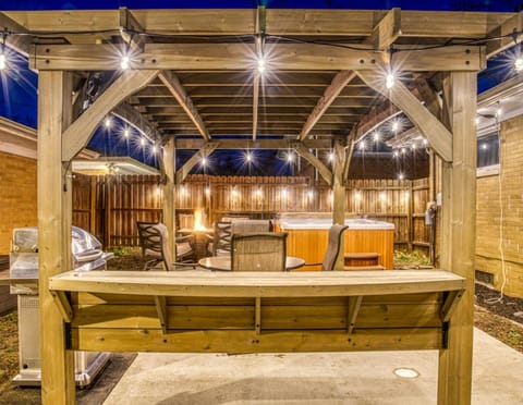 Property building, BBQ facilities, Hot Tub