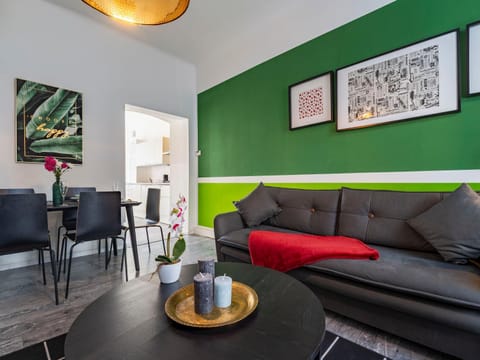 Living room, Seating area, Dining area