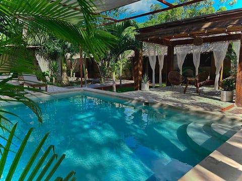 Swimming pool