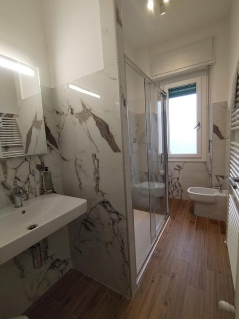 HH Hermoso Housing VIA PAIETTA Apartment in Lombardy