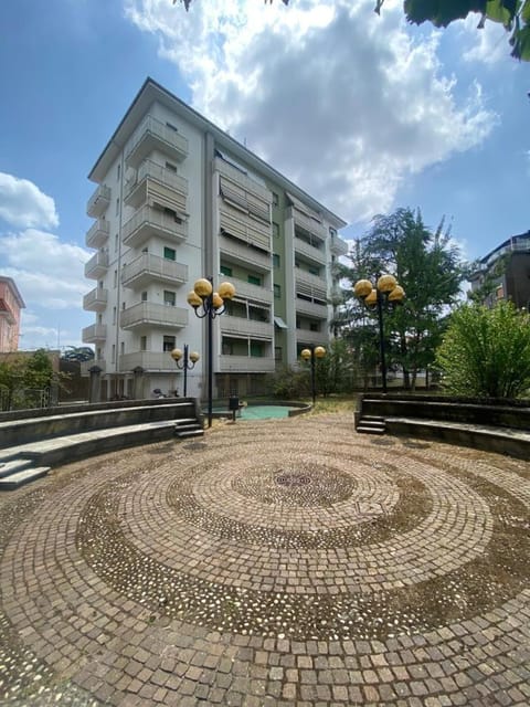 HH Hermoso Housing VIA PAIETTA Apartment in Lombardy