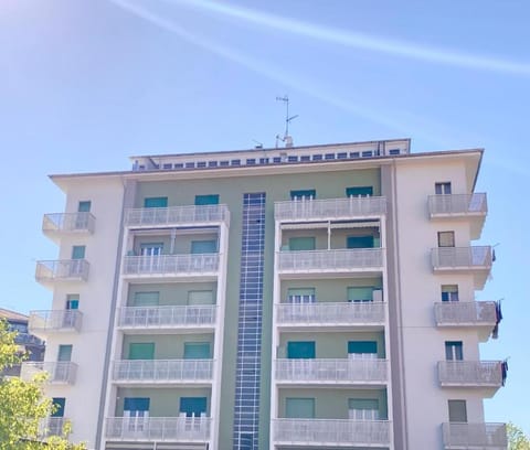 HH Hermoso Housing VIA PAIETTA Apartment in Lombardy