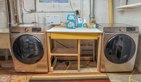 Secluded Fenced Cottage W Dune Top Hot Tub Near Hiking Dog Friendly House in Gary