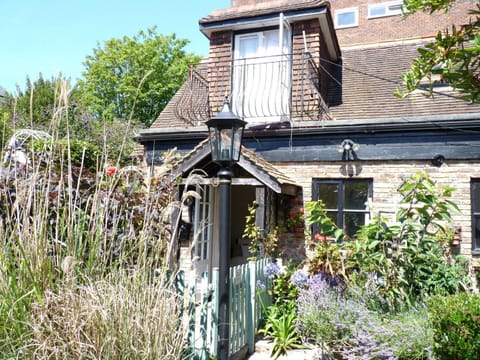 Property building, Garden, Garden view