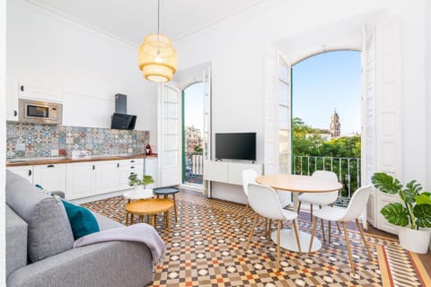 Dining area, Garden view