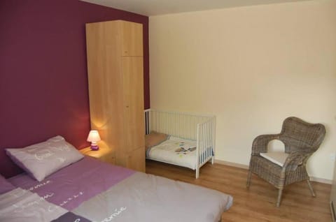 Le Clos des Haies, Silenrieux House in Wallonia, Belgium