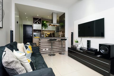 Communal lounge/ TV room, Living room