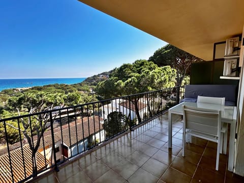 Natural landscape, View (from property/room), Balcony/Terrace, Sea view