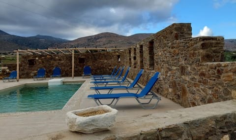 NikoRamaVilla Paros with swimming poll and BBQ for 21 guests Villa in Paros, Greece