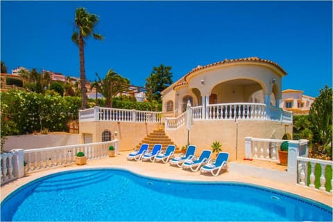 Property building, Pool view, Swimming pool