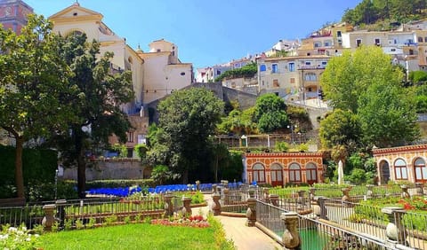 Grecale - stunning sea-view apartment with patio, up to 5 guests House in Maiori